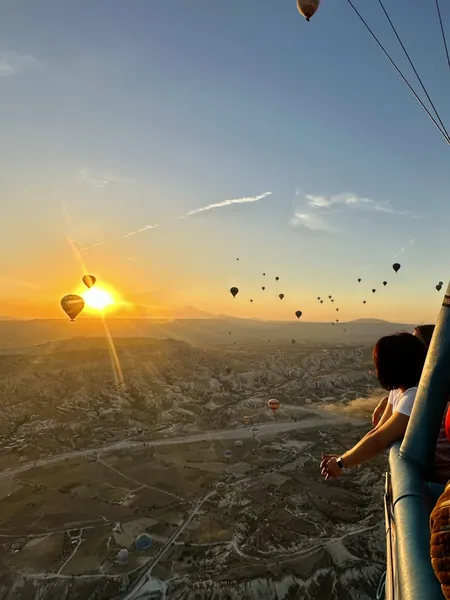 Globos al amanecer en Capadocia